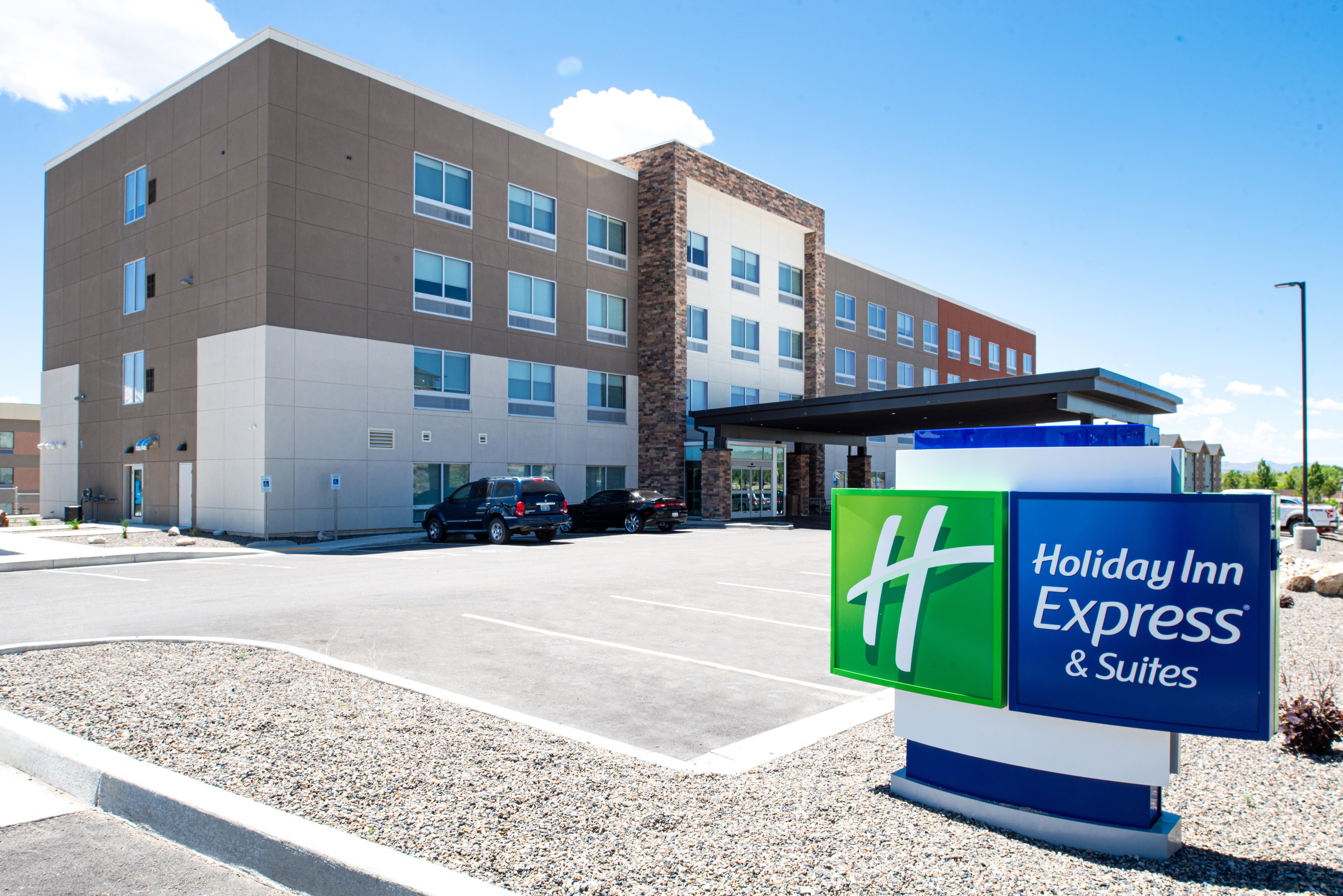 Holiday Inn Express & Suites - Elko By Ihg Extérieur photo
